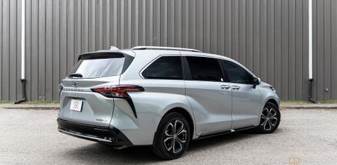 Toyota Sienna 2025
