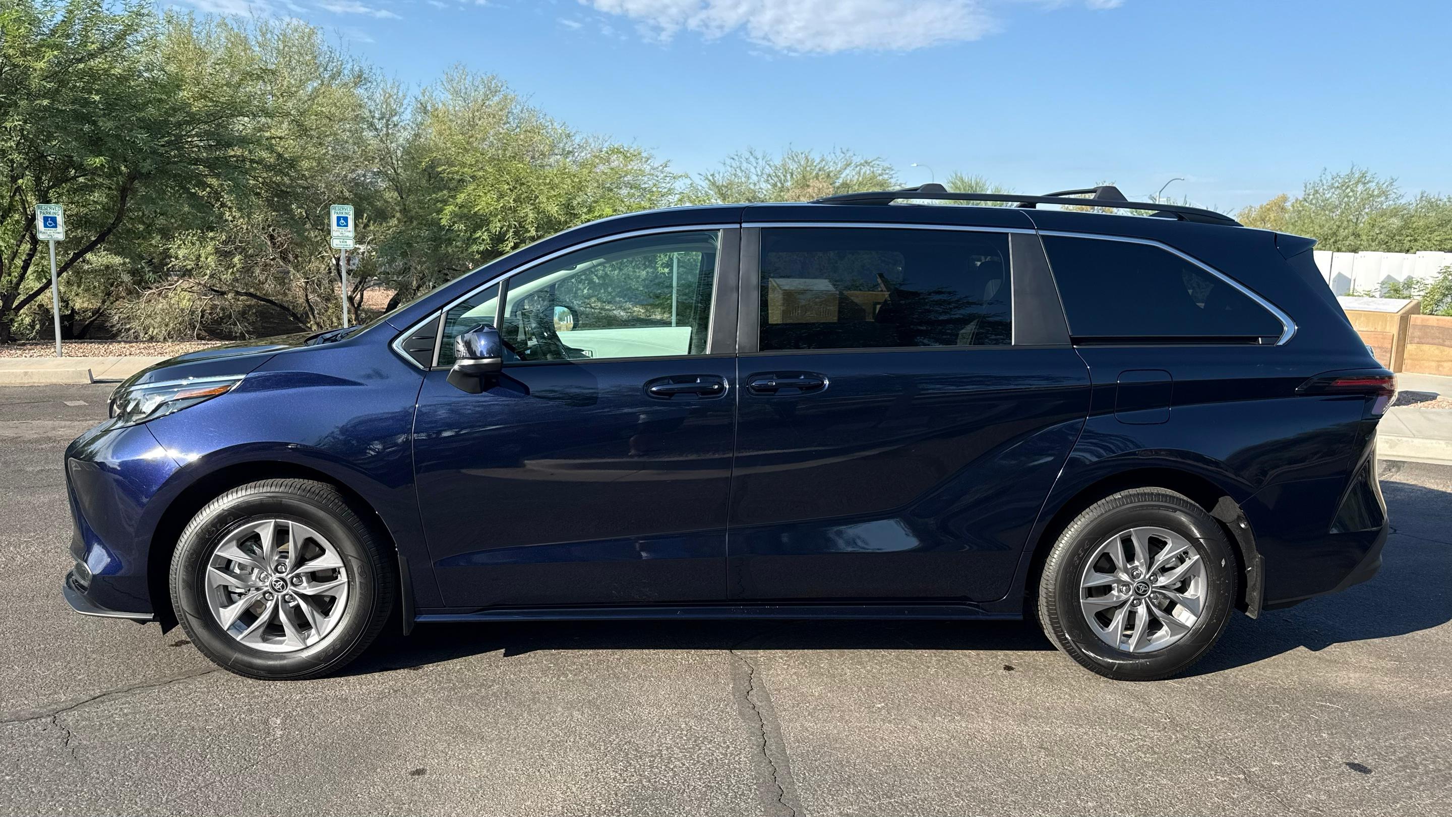 Toyota Sienna 2025 in Belgrade, MT