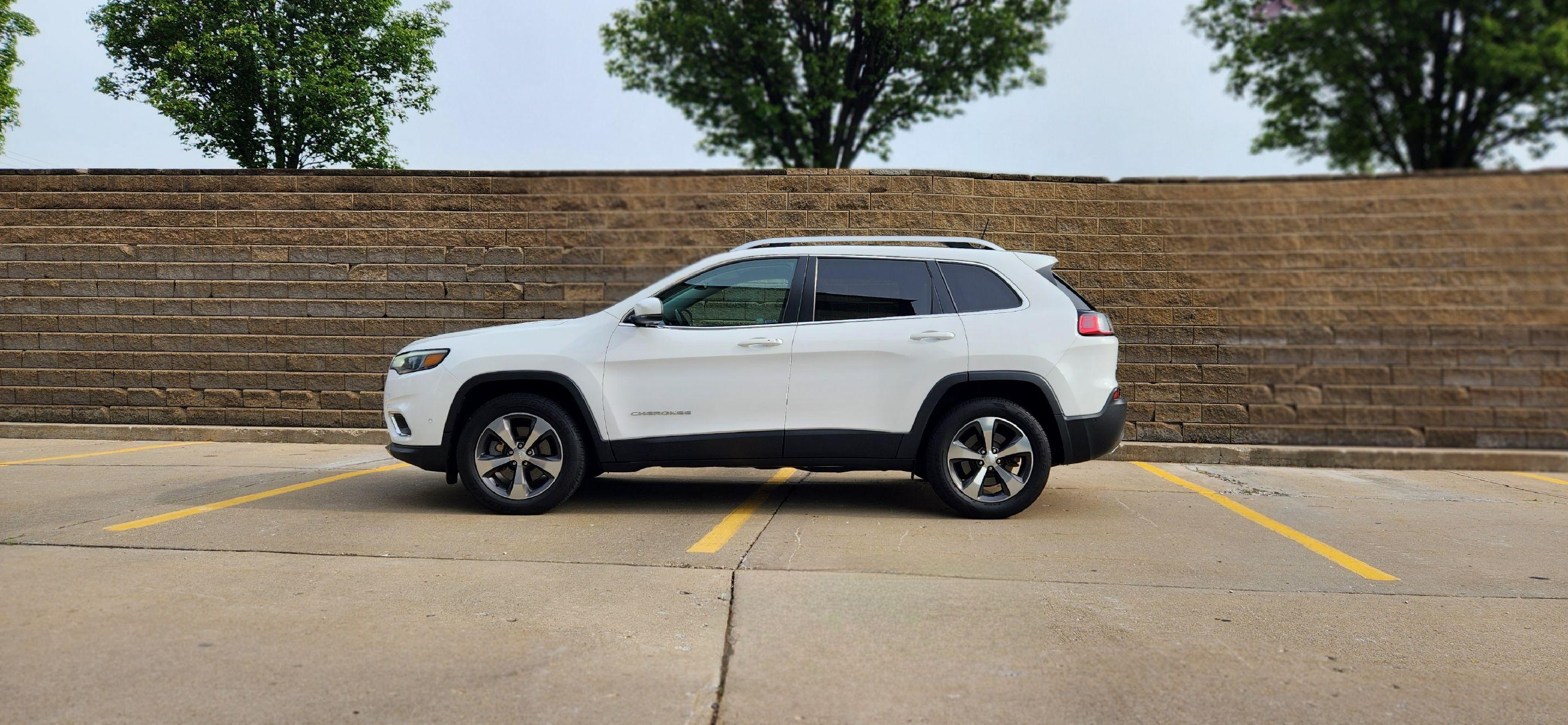 Jeep Cherokee 2019 in Florence, KY