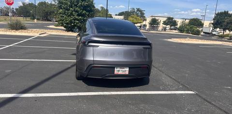 Tesla Model Y 2026