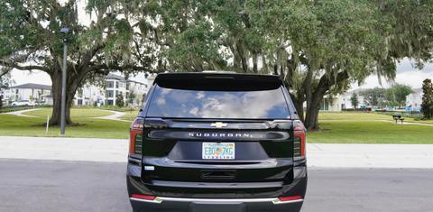 Chevrolet Suburban 2025
