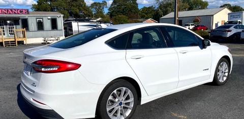 Ford Fusion Hybrid 2019