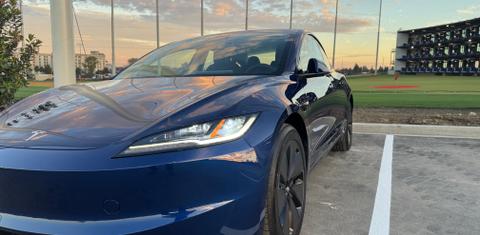 Tesla Model 3 2024