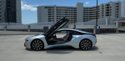 BMW i8 2017