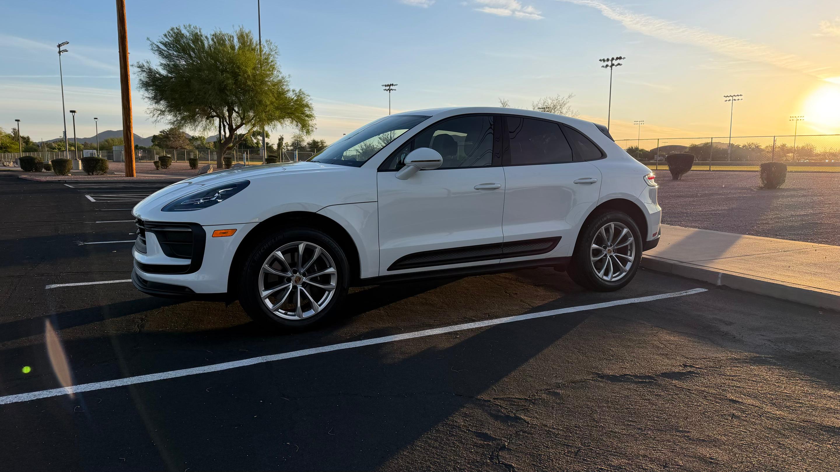 Porsche Macan 2023 in Mesa, AZ