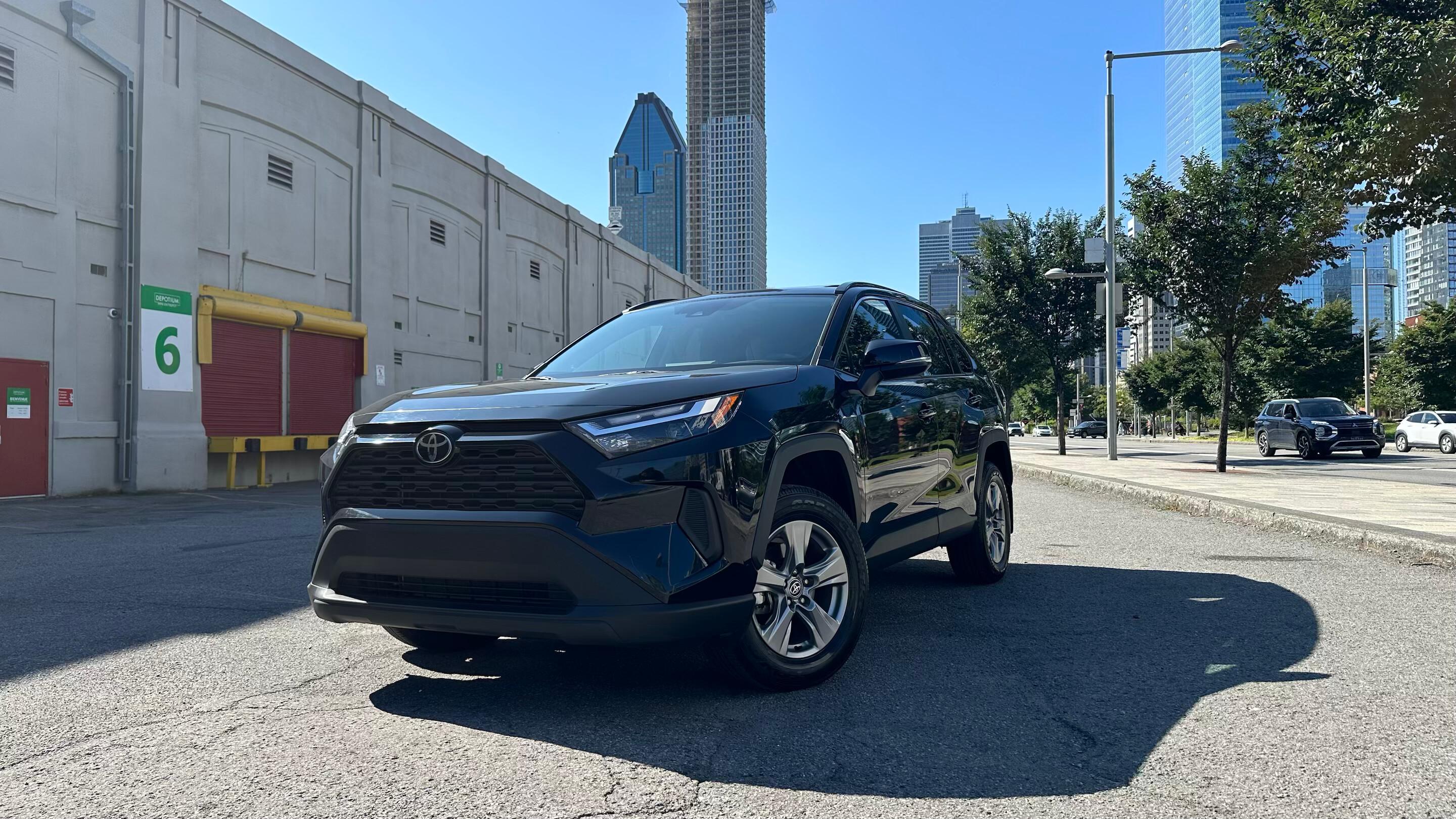 Toyota RAV4 2023 à 