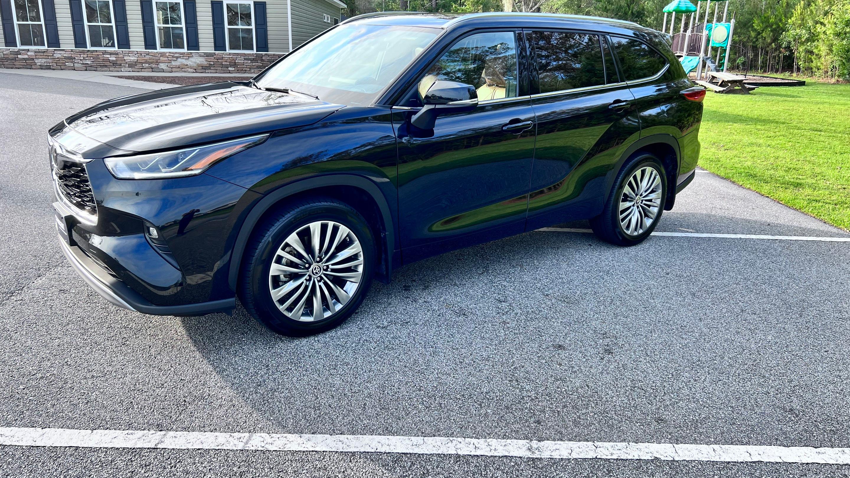 Toyota Highlander 2021 in Richmond Hill, GA