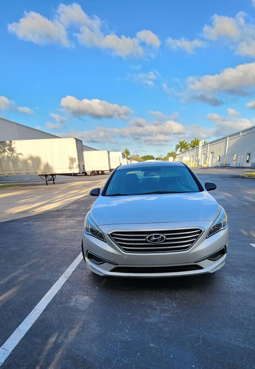 Hyundai Sonata 2016 in Coconut Creek, FL