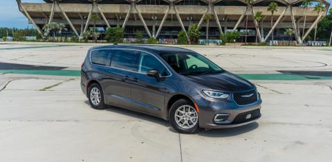 Chrysler Pacifica 2023