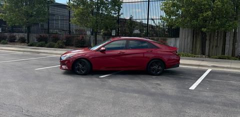 Hyundai Elantra 2021