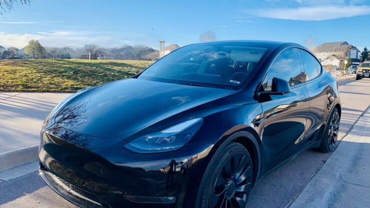 Tesla Model Y 2022 in Parker, CO