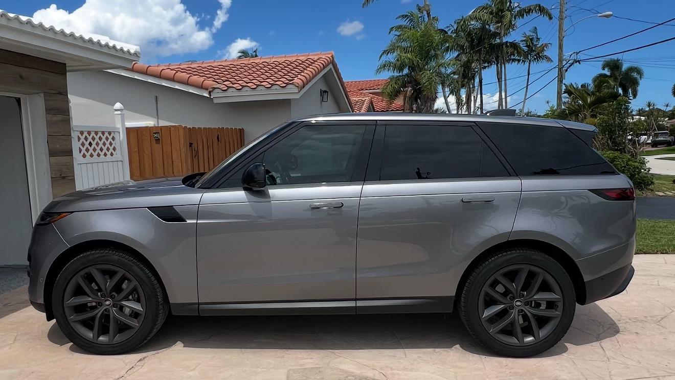 Land Rover Range Rover Sport 2025 in 