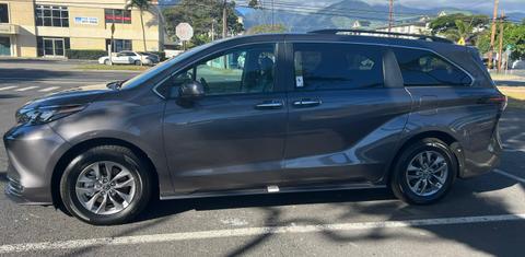 Toyota Sienna 2024