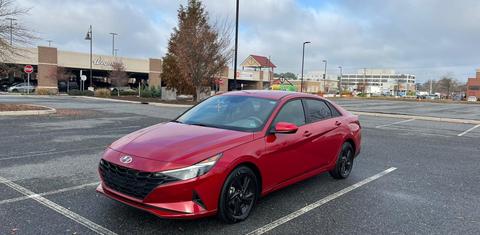 Hyundai Elantra 2022