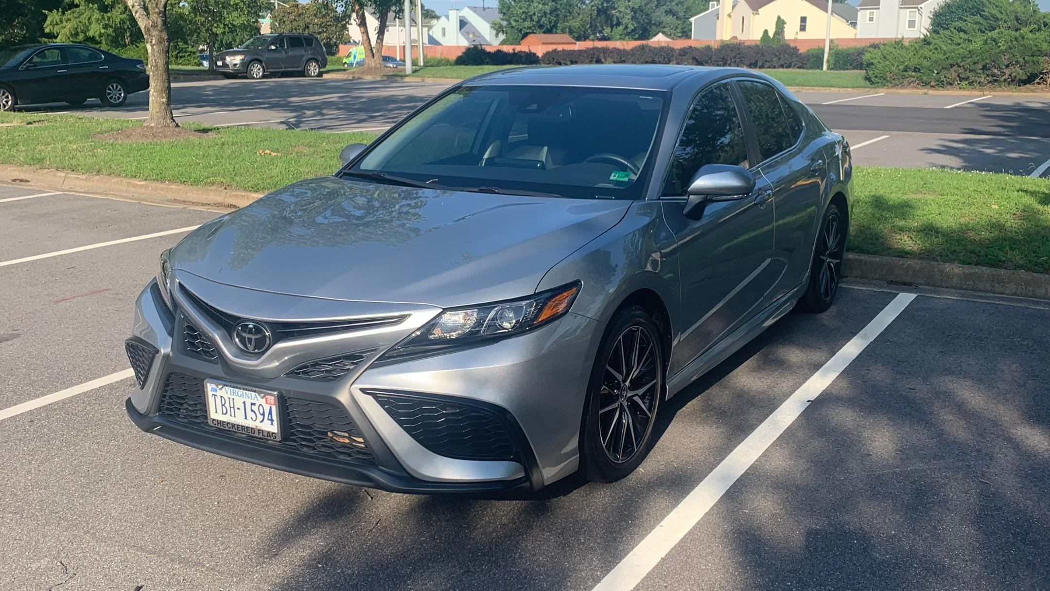 Toyota Camry Hybrid 2023 in Virginia Beach, VA