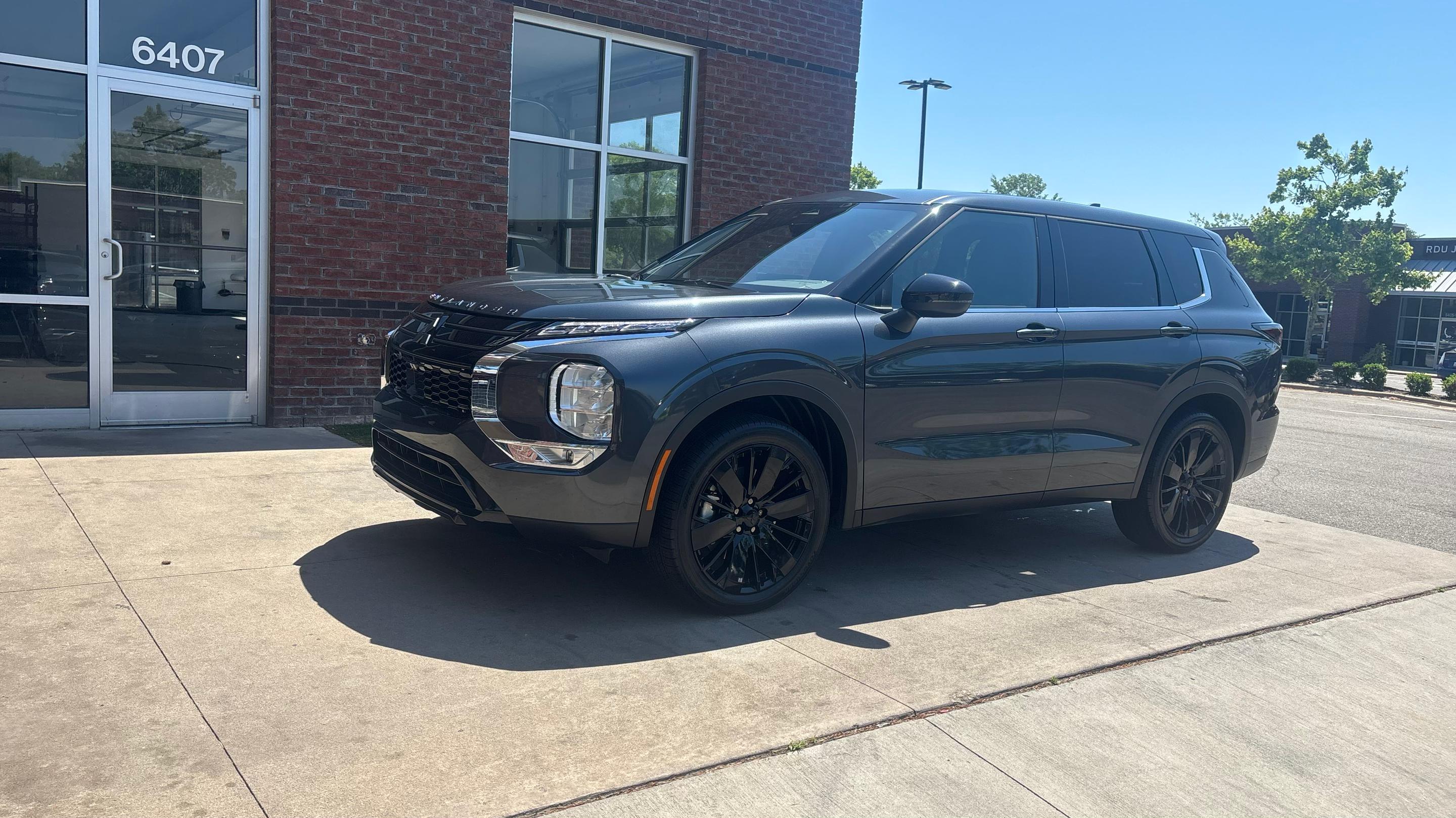 Mitsubishi Outlander 2026 in Raleigh, NC