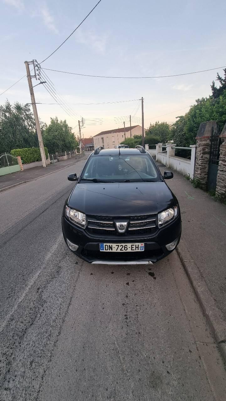 Dacia SANDERO 2015 à Nantes