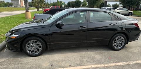 Hyundai Elantra 2024