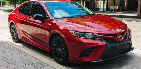 Toyota Camry 2019