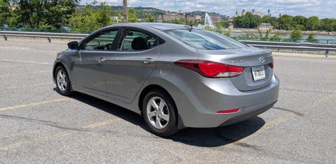 Hyundai Elantra 2015