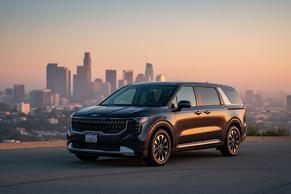 Kia Carnival Hybrid 2026 in Los Angeles