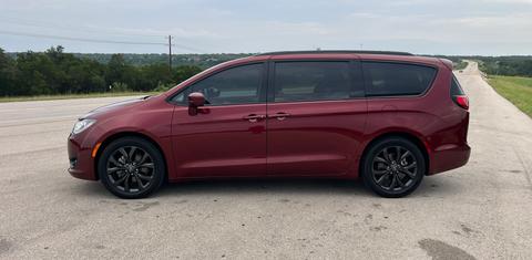 Chrysler Pacifica 2019