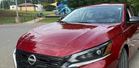 Nissan Altima 2025