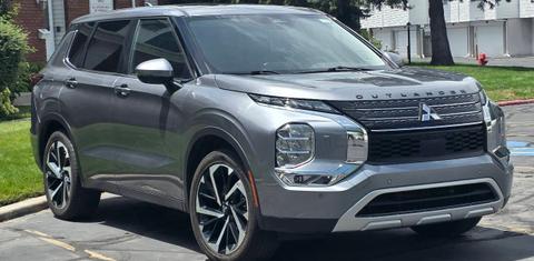 Mitsubishi Outlander 2023