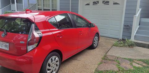 Toyota Prius c 2015