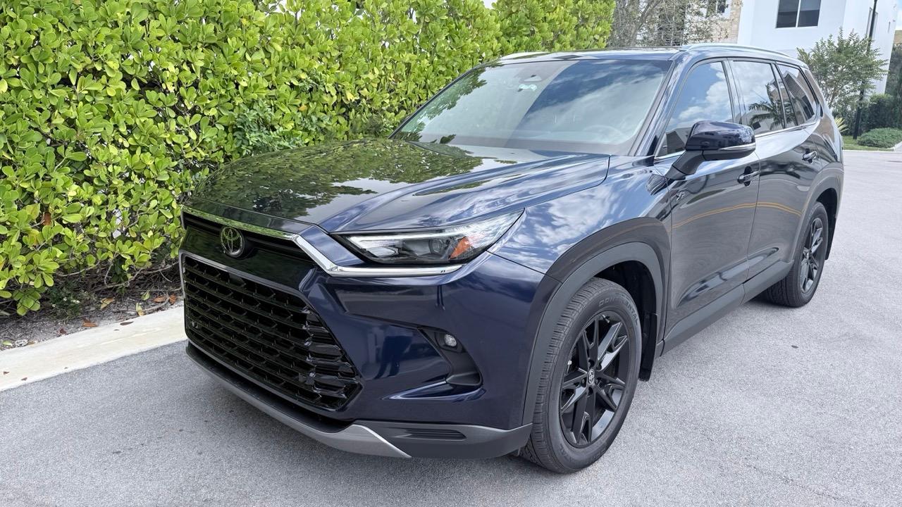 Toyota Grand Highlander 2025 in Doral, FL