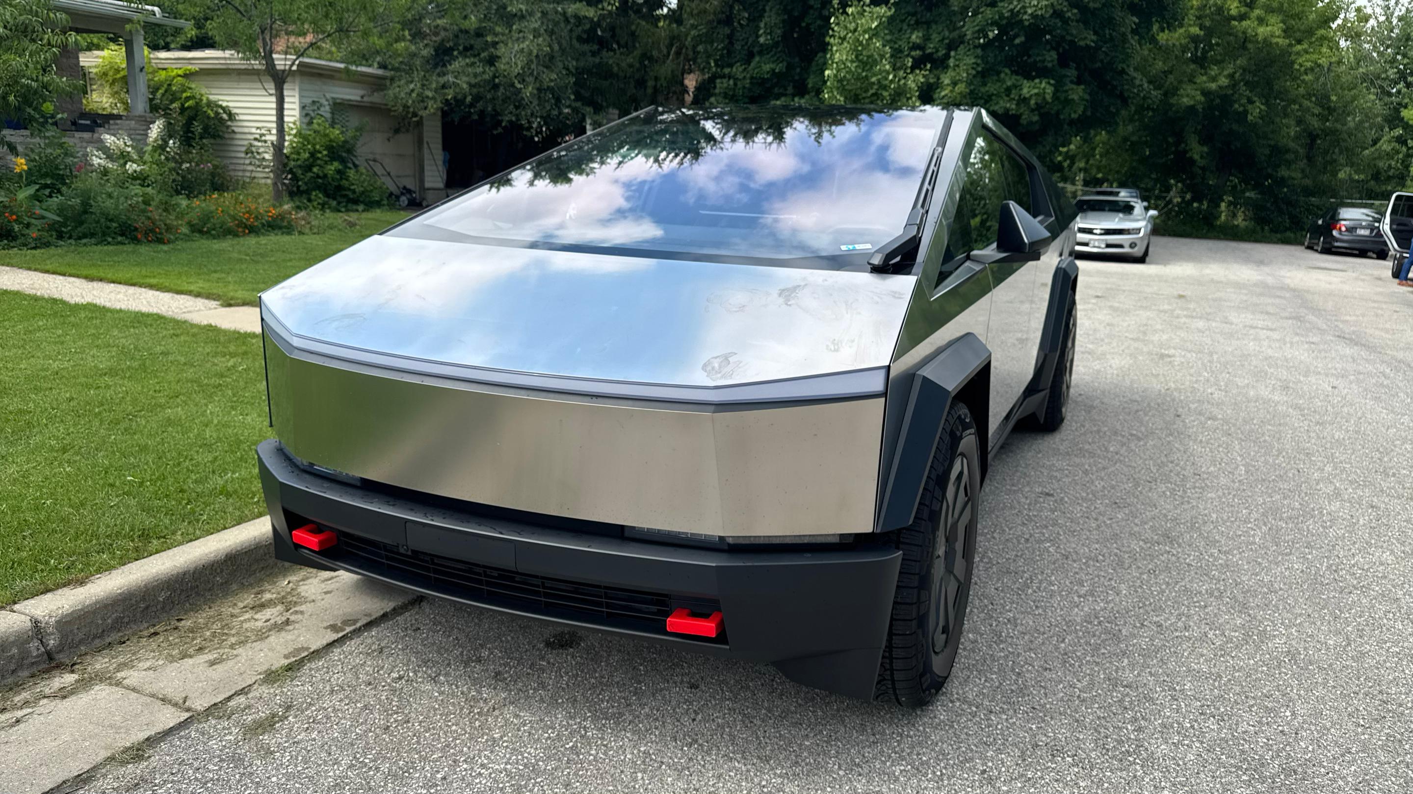 Tesla Cybertruck 2025 in Greenfield, WI