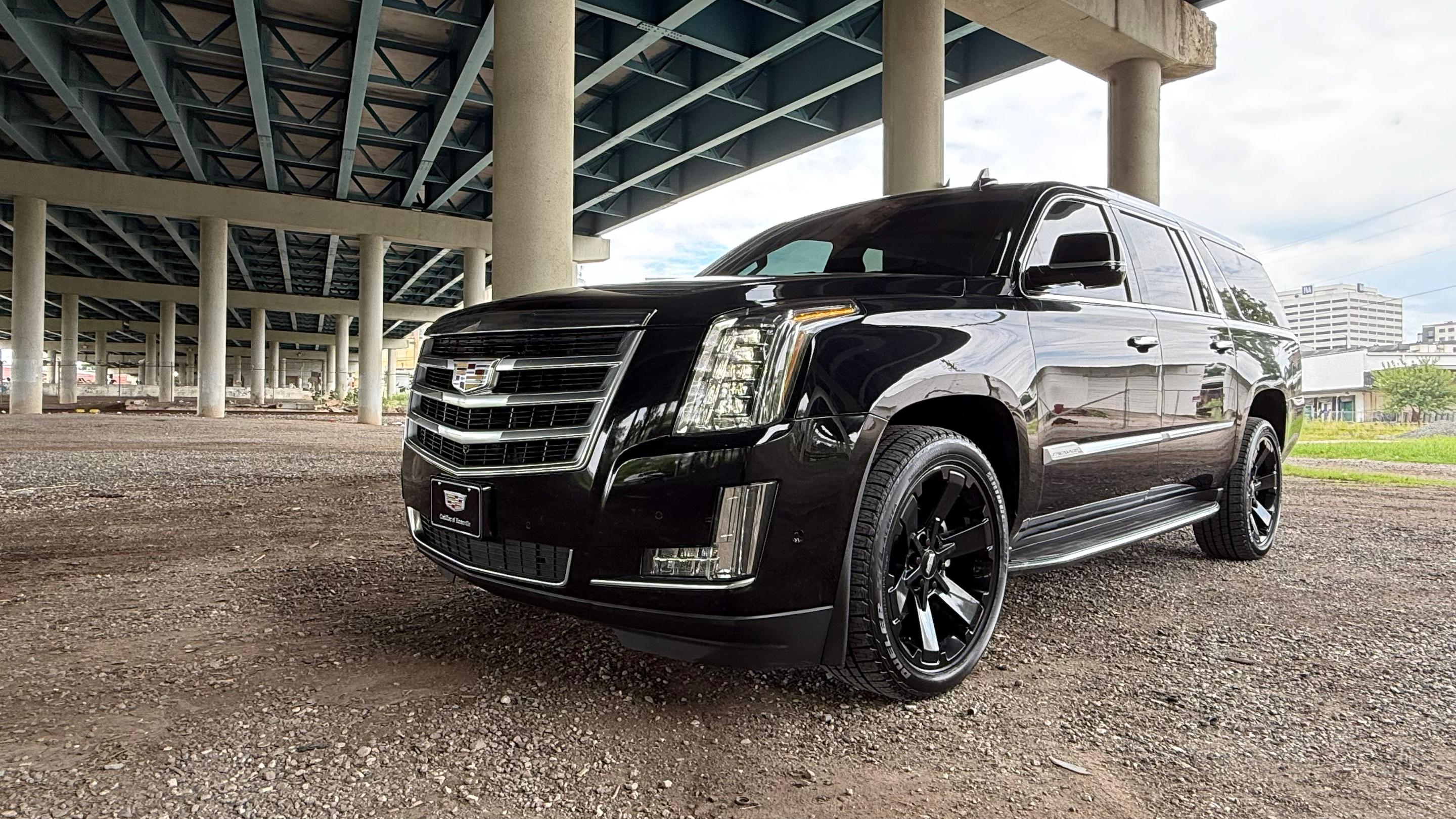 Cadillac Escalade ESV 2019 in Knoxville, TN