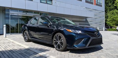 Toyota Camry 2019