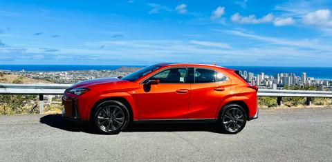 Lexus UX 2022
