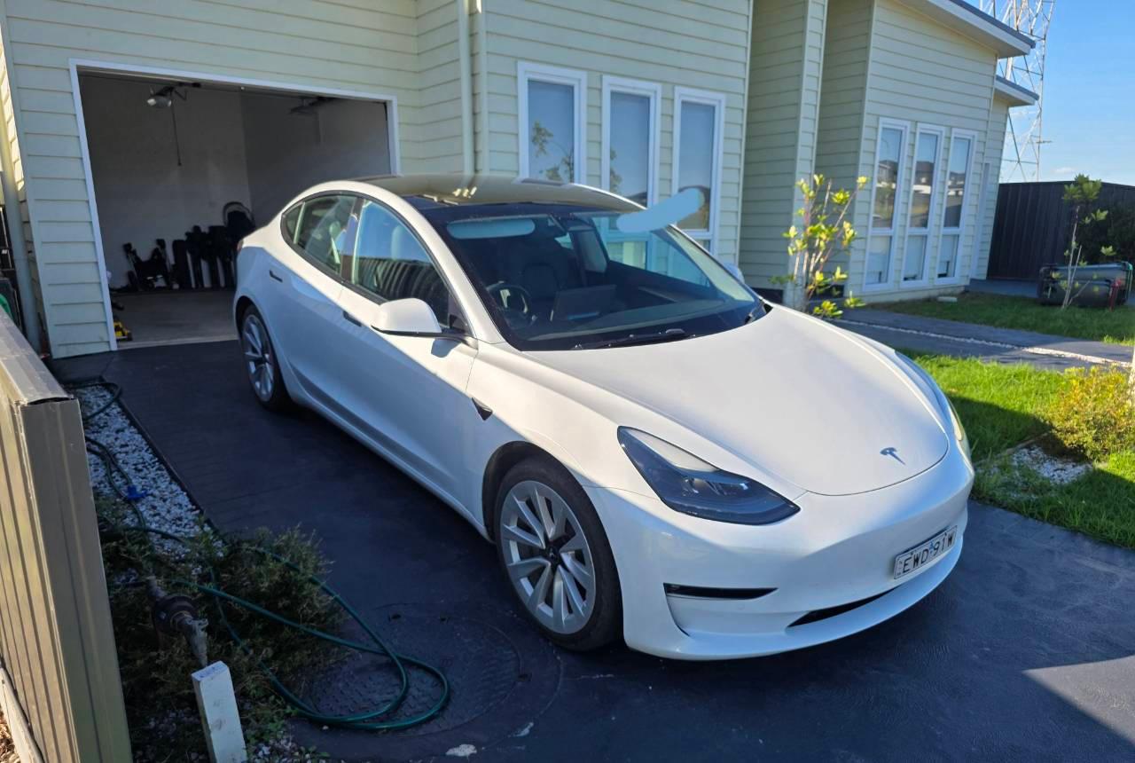 Tesla MODEL 3 2022 in Horsley