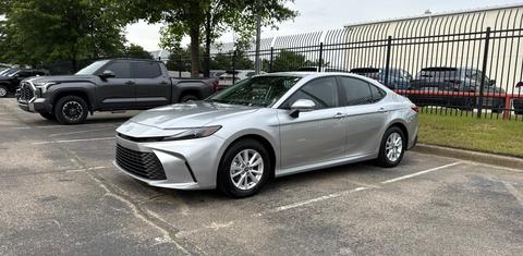Toyota Camry Hybrid 2025