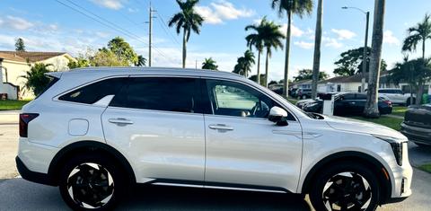 Kia Sorento Plug-In Hybrid 2025