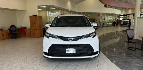 Toyota Sienna 2025