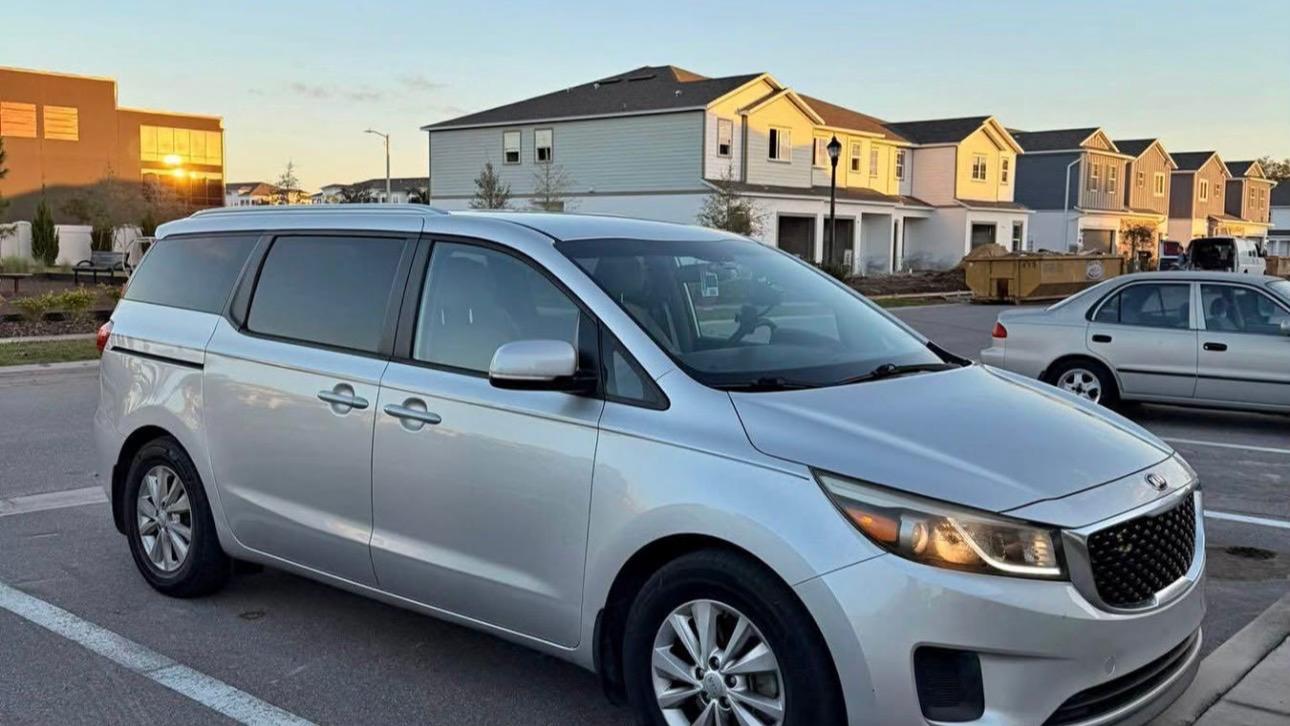 Kia Sedona 2016 in 