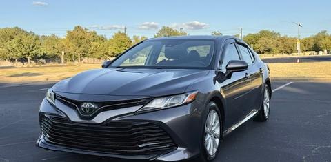 Toyota Camry 2019
