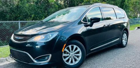 Chrysler Pacifica 2019