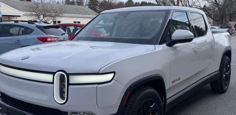 Rivian R1T 2023