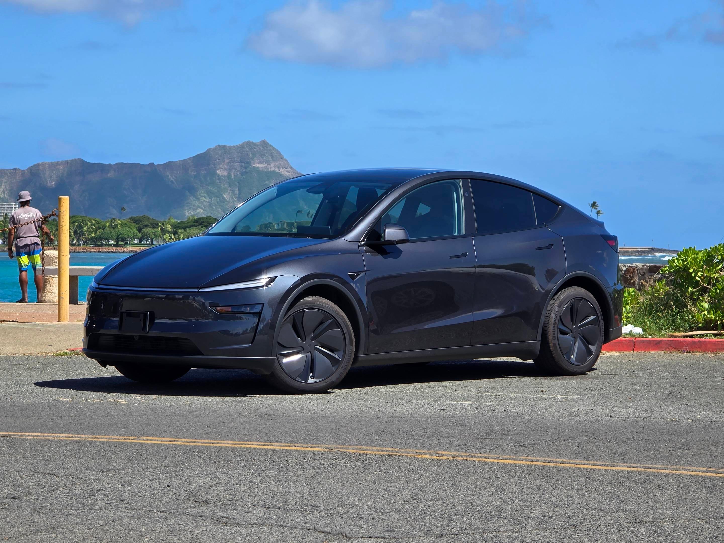 Tesla Model Y 2026 in Honolulu, HI