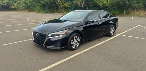 Nissan Altima 2025