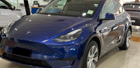 Tesla MODEL Y 2023