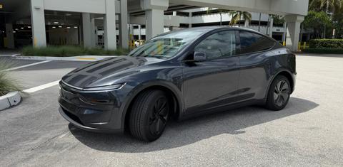 Tesla Model Y 2026