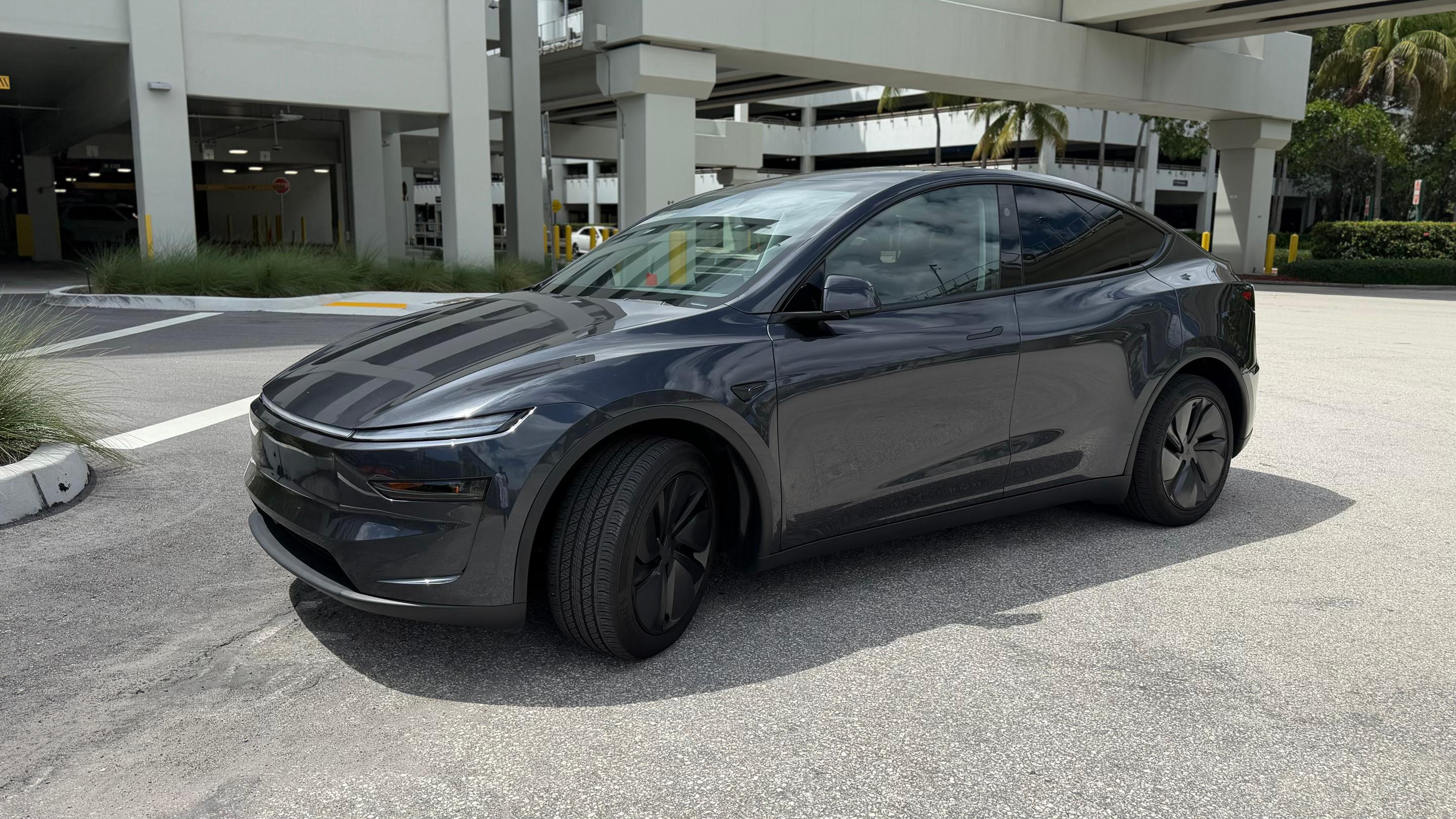Tesla Model Y 2026 in Miami, FL