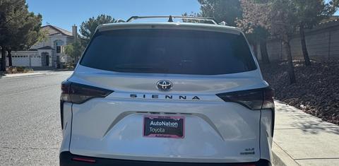 Toyota Sienna 2023