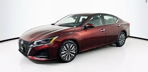 Nissan Altima 2023