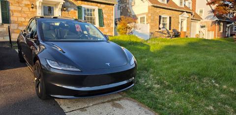 Tesla Model 3 2025